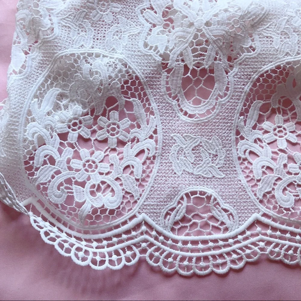 zara ⋆ lace bell sleeve top